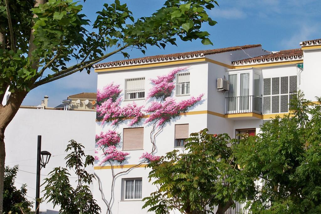 Apartamentos Miguel Angel Estepona Exterior photo